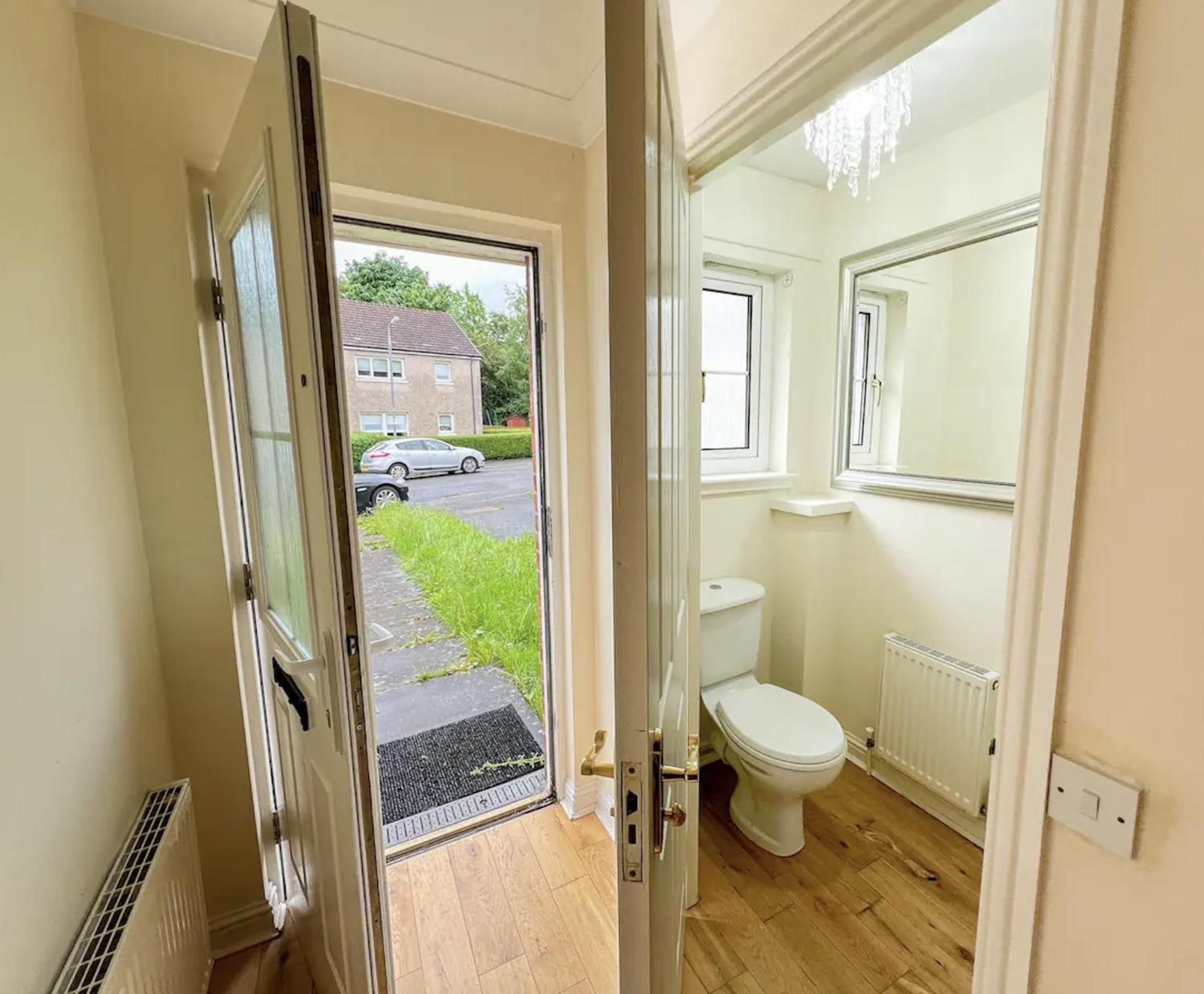 Glasgow Central - Entire House - Free Parking , Free Super Fast Wifi , Private Garden & Parking Security Luaran gambar