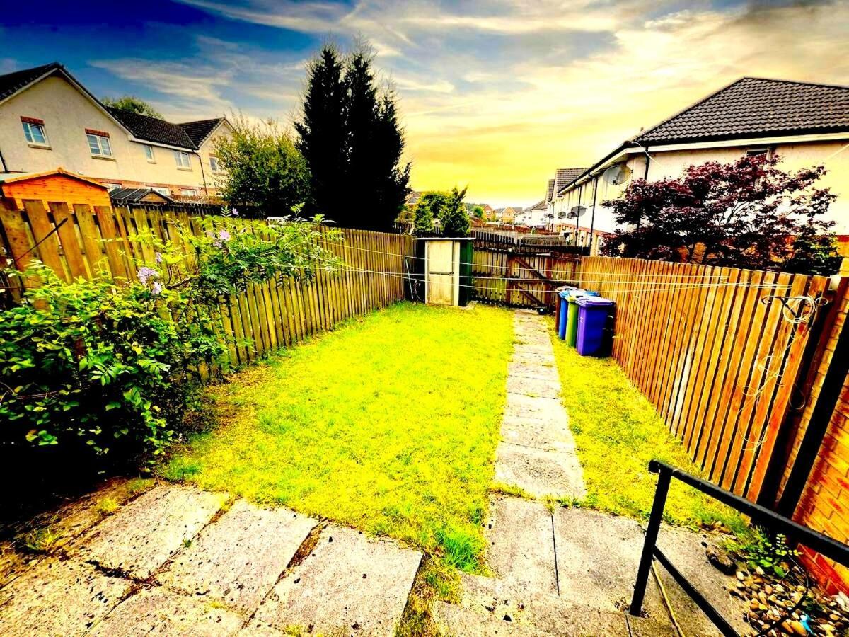 Glasgow Central - Entire House - Free Parking , Free Super Fast Wifi , Private Garden & Parking Security Luaran gambar